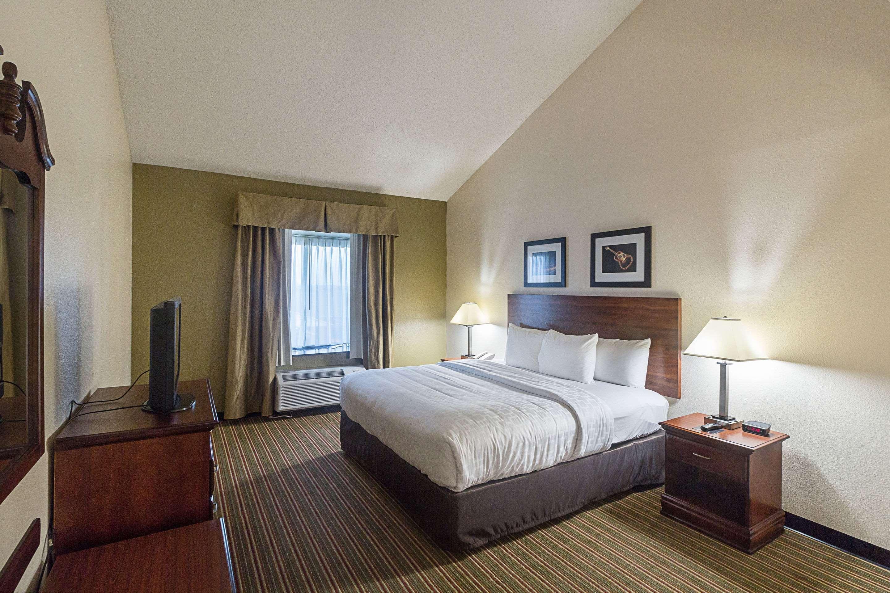 Quality Inn & Suites West Chase Houston Buitenkant foto